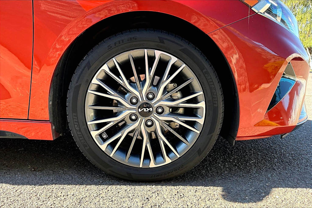 Thumbnail: 2022 Kia Forte - 34
