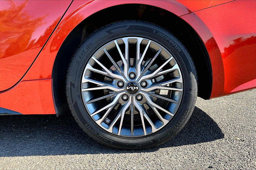 Thumbnail: 2022 Kia Forte - 35