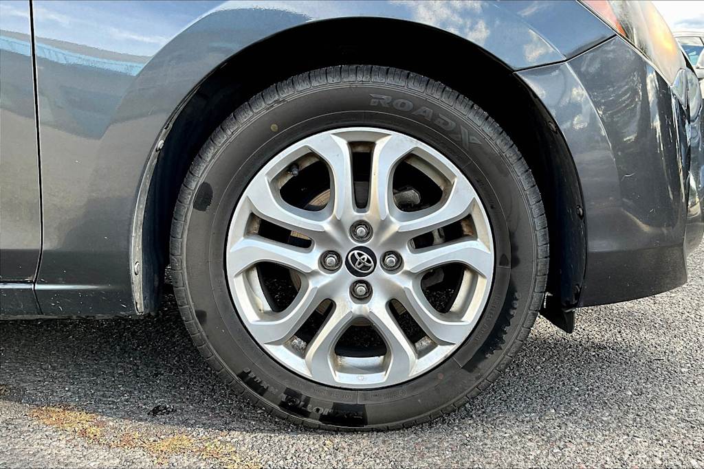 Thumbnail: 2017 Toyota Yaris iA - 34