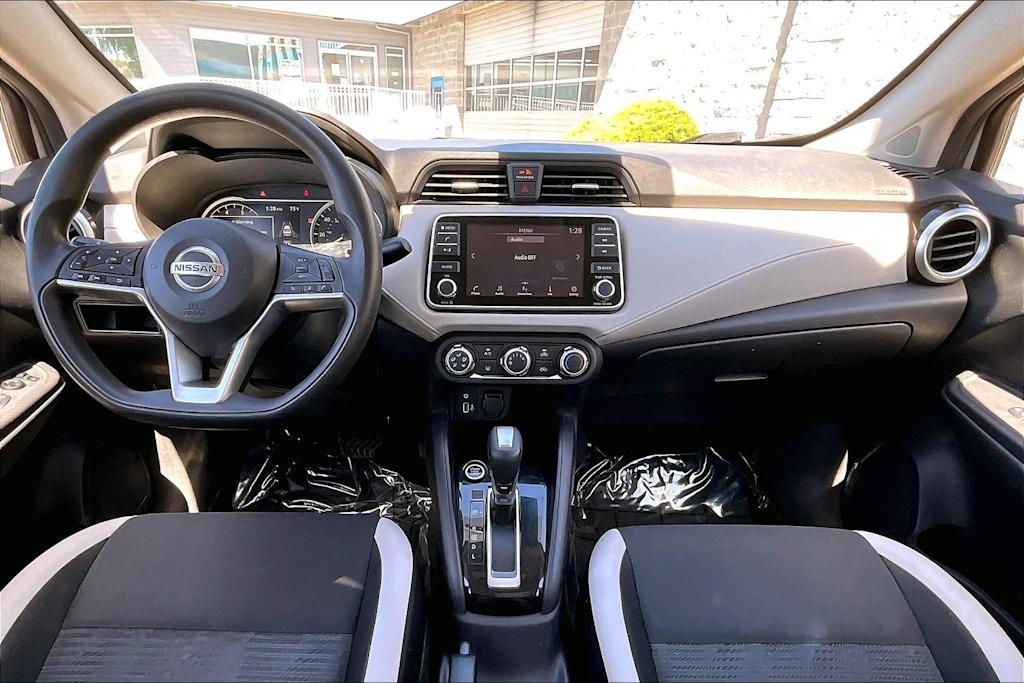 Thumbnail: 2021 Nissan Versa - 9