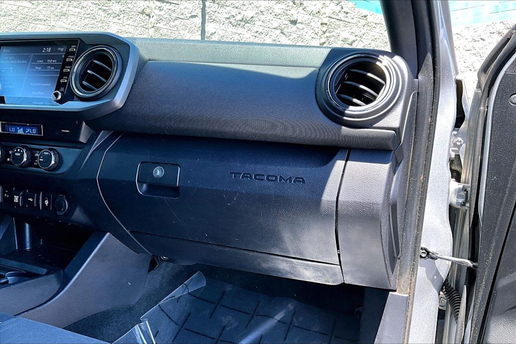 Thumbnail: 2022 Toyota Tacoma - 24