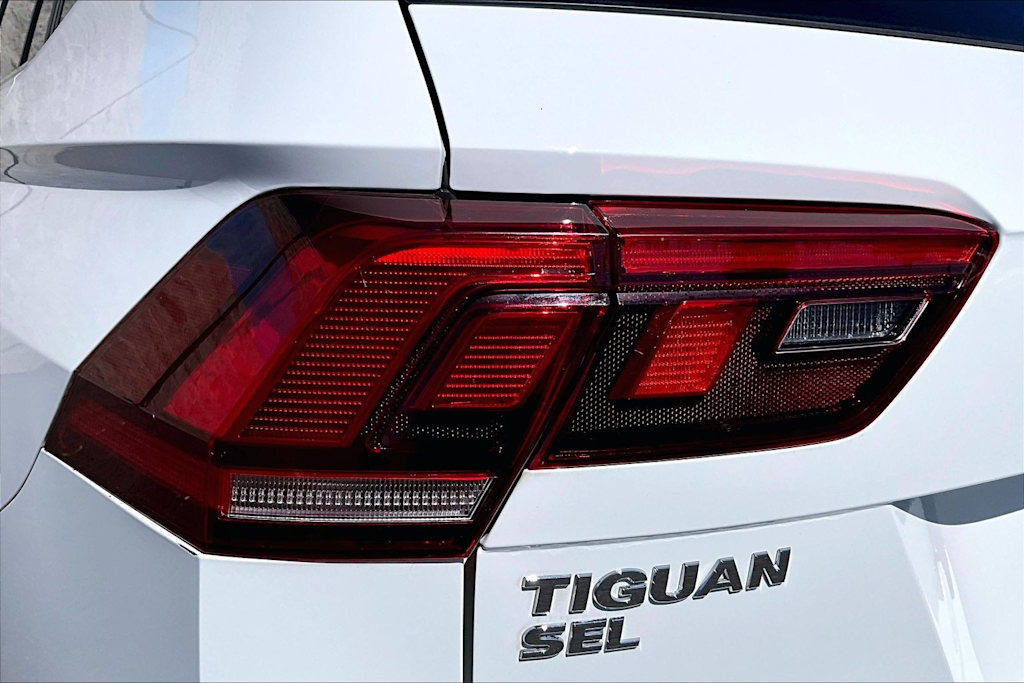 Thumbnail: 2020 Volkswagen Tiguan - 32