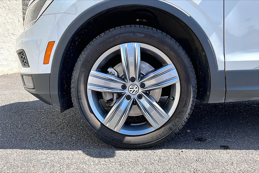 Thumbnail: 2020 Volkswagen Tiguan - 8