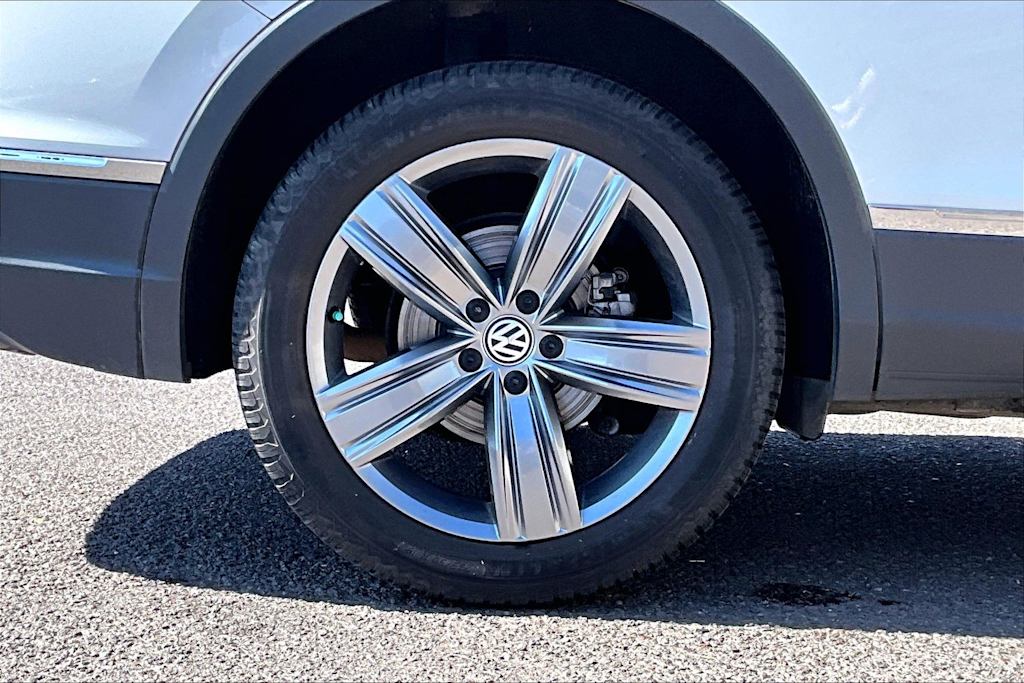 Thumbnail: 2020 Volkswagen Tiguan - 36