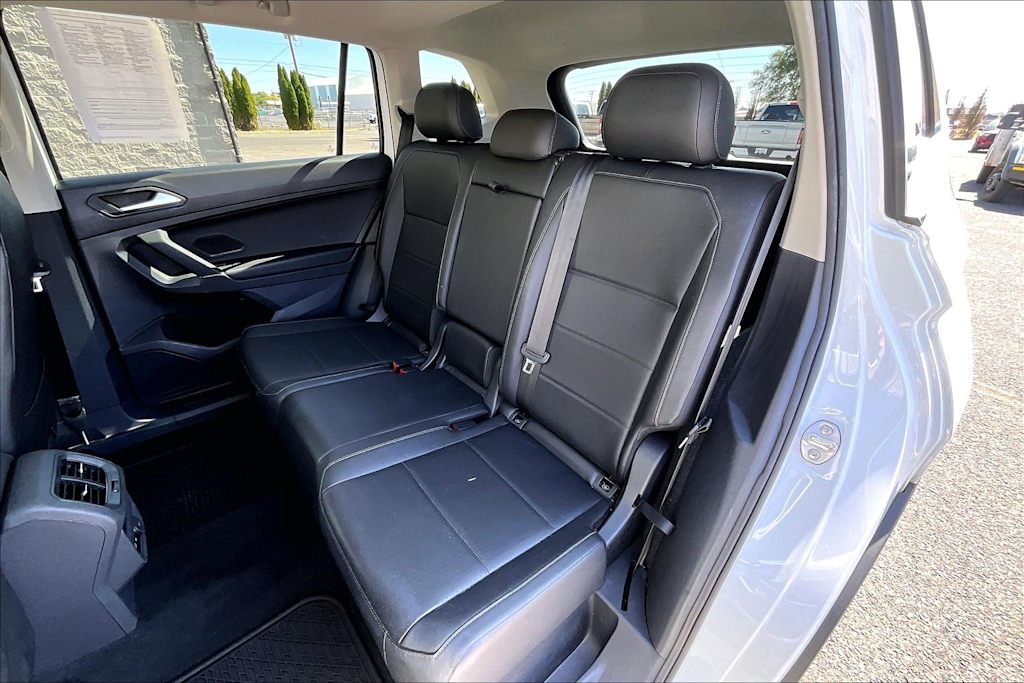 Thumbnail: 2020 Volkswagen Tiguan - 29