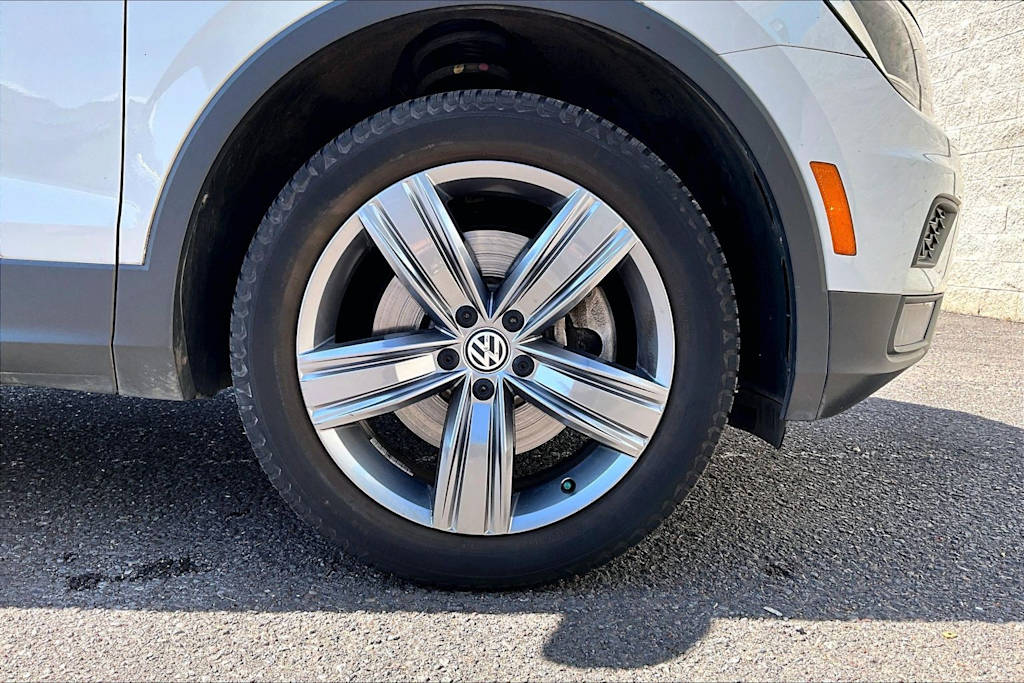 Thumbnail: 2020 Volkswagen Tiguan - 34