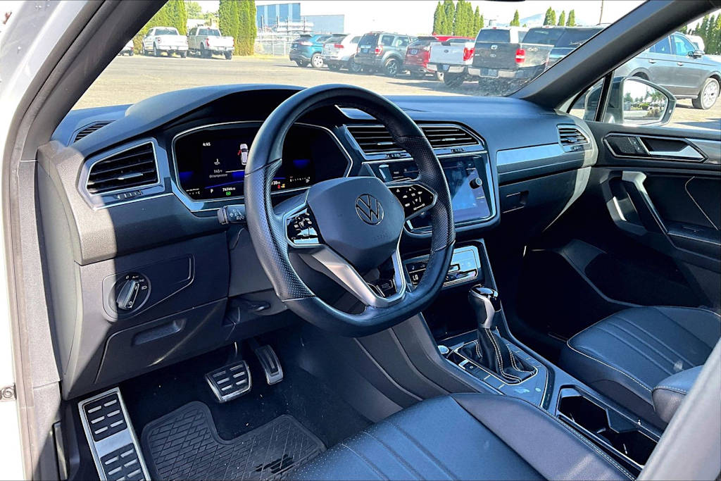 Thumbnail: 2023 Volkswagen Tiguan - 2