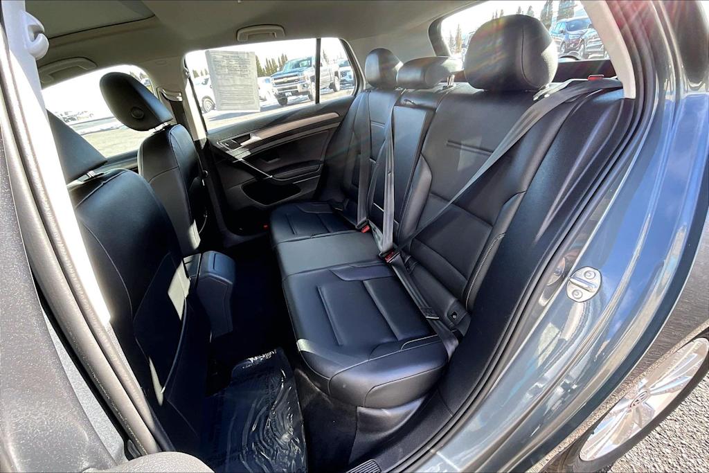 Thumbnail: 2021 Volkswagen Golf - 29