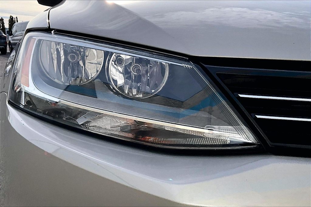 Thumbnail: 2014 Volkswagen Jetta - 31