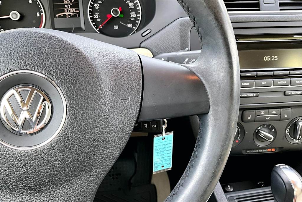 Thumbnail: 2014 Volkswagen Jetta - 25