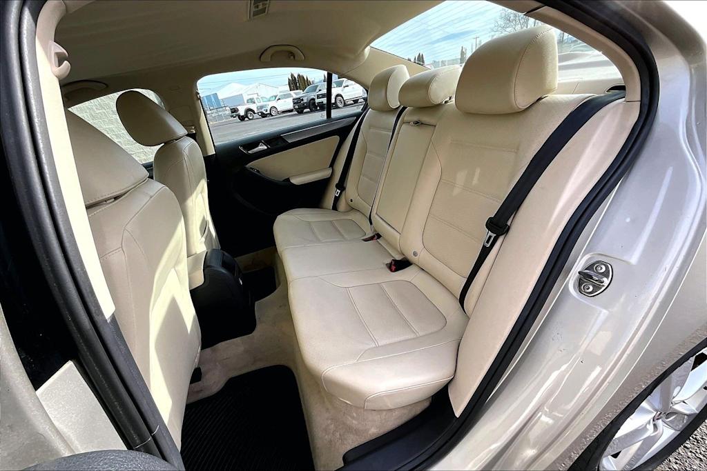 Thumbnail: 2014 Volkswagen Jetta - 29