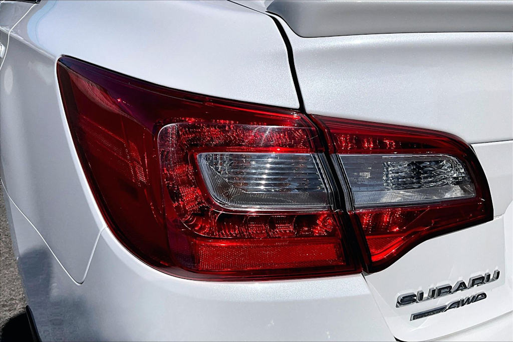 Thumbnail: 2018 Subaru Legacy - 32