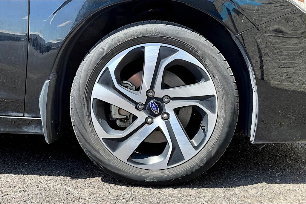 2022 Subaru Legacy Limited 34