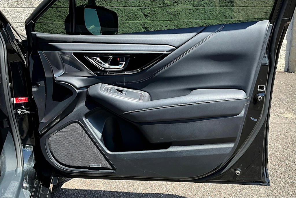 2022 Subaru Legacy Limited 29
