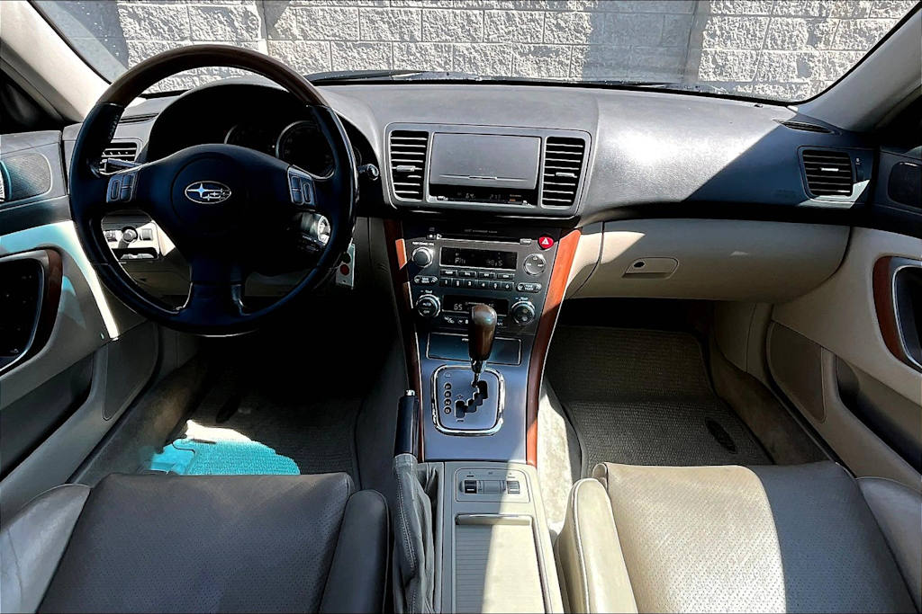 Thumbnail: 2005 Subaru Outback - 10