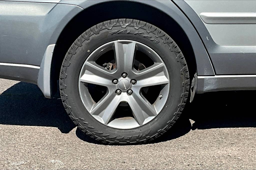 Thumbnail: 2005 Subaru Outback - 36