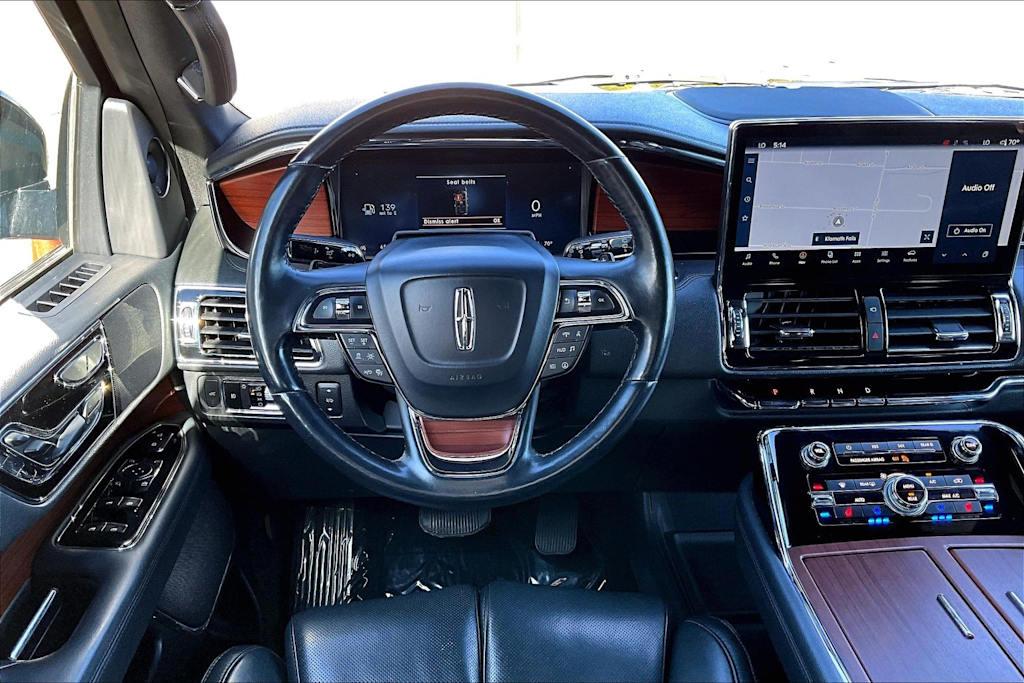 Thumbnail: 2023 Lincoln Navigator - 14