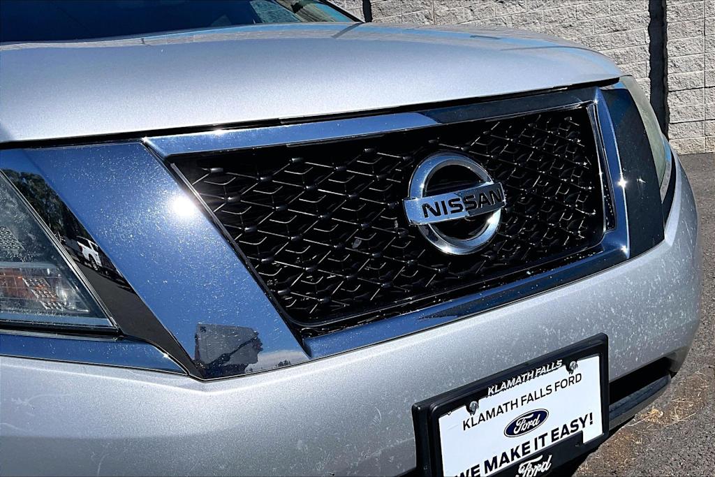 Thumbnail: 2015 Nissan Pathfinder - 33