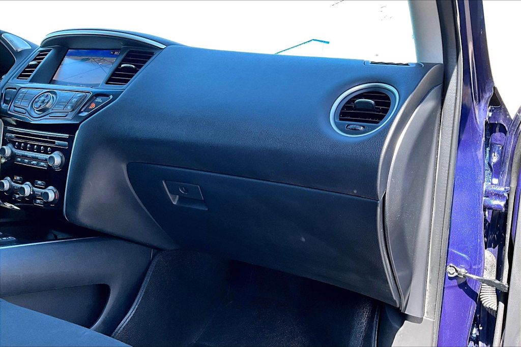 Thumbnail: 2018 Nissan Pathfinder - 24