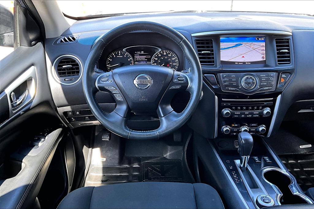 Thumbnail: 2018 Nissan Pathfinder - 14