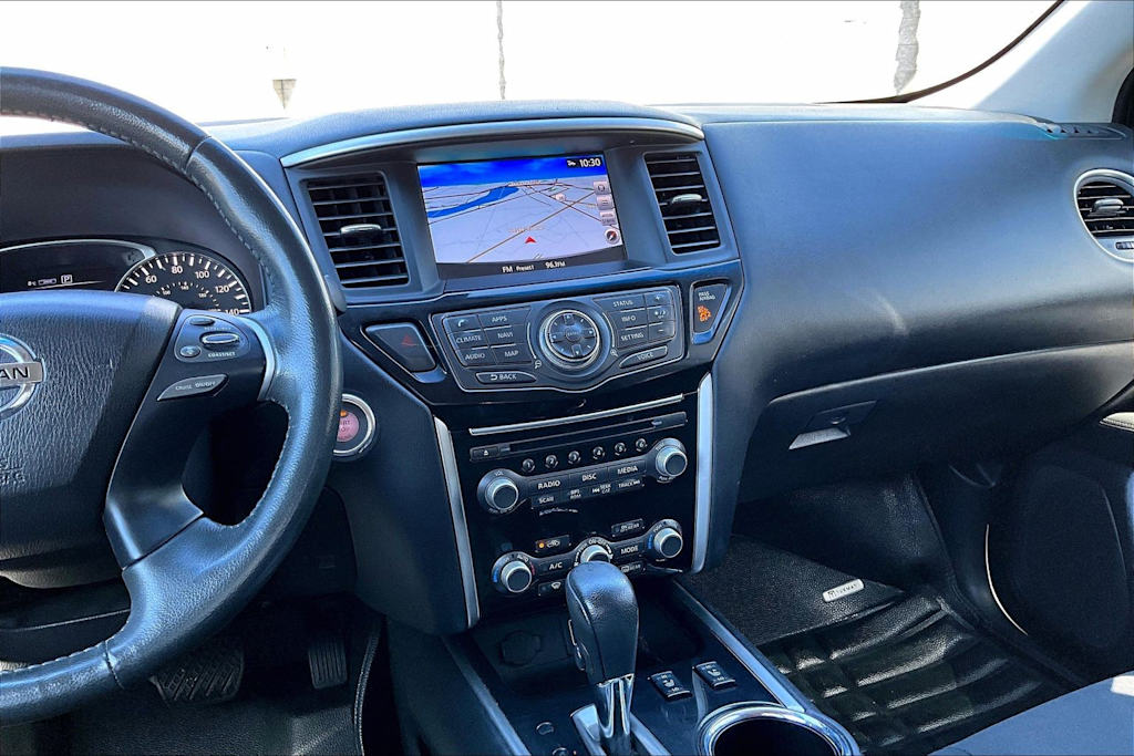 Thumbnail: 2018 Nissan Pathfinder - 15