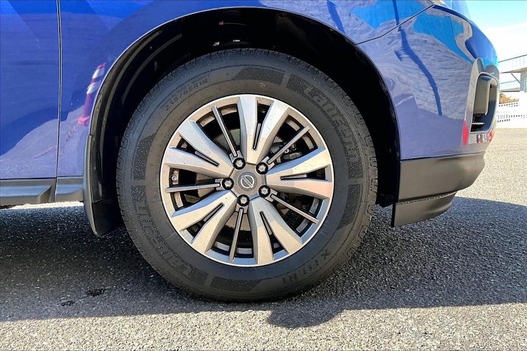 Thumbnail: 2018 Nissan Pathfinder - 34