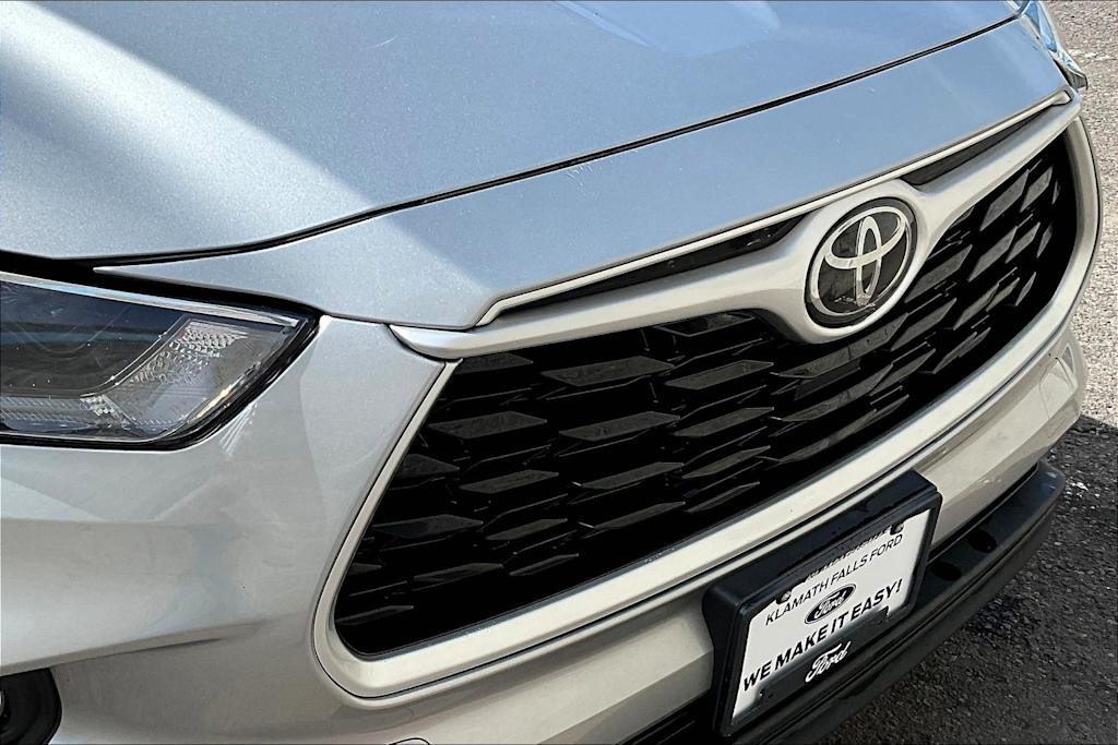 2021 Toyota Highlander XLE 33