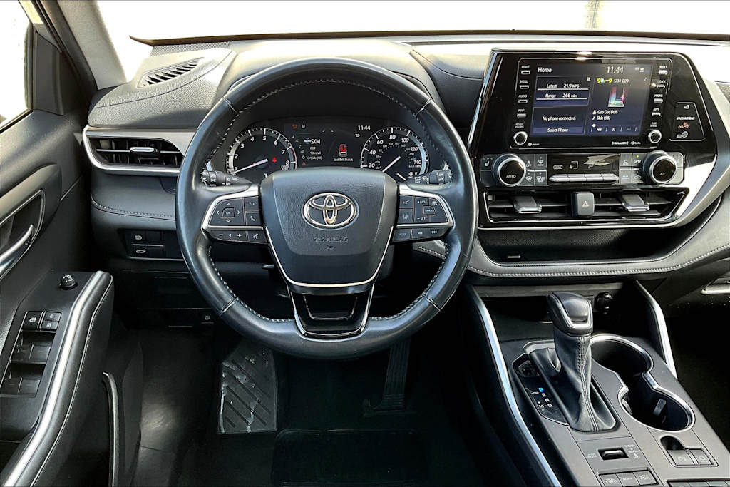 2021 Toyota Highlander XLE 14