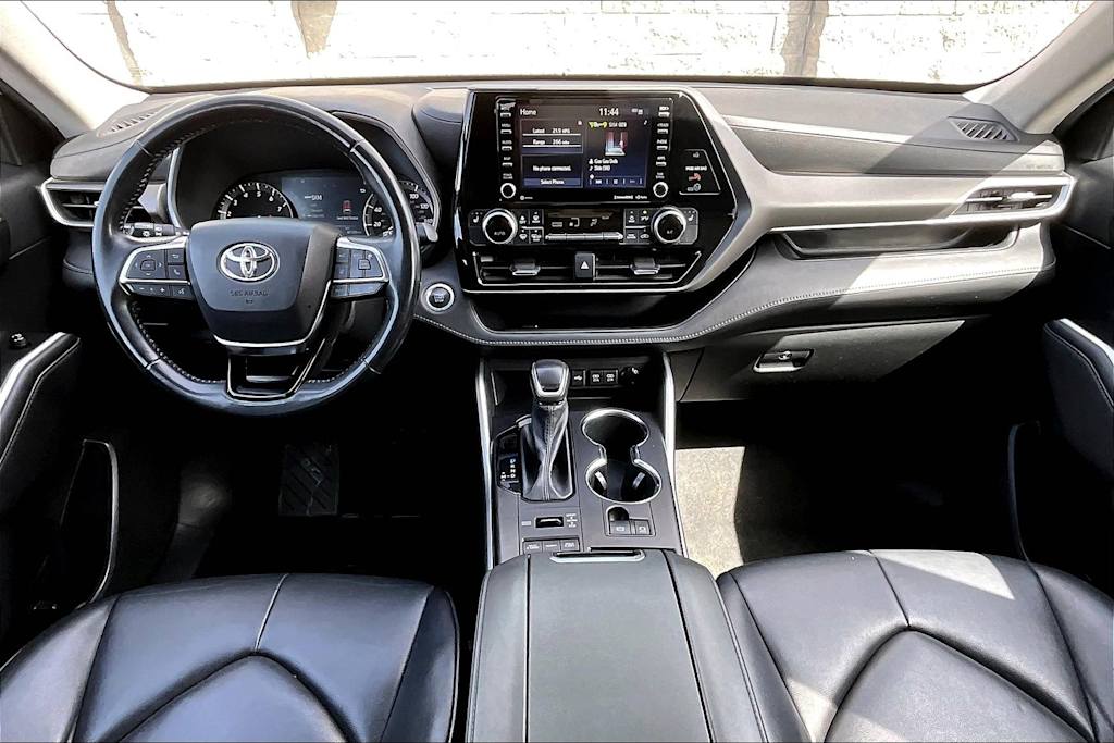 2021 Toyota Highlander XLE 10