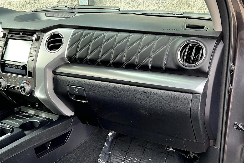 2018 Toyota Tundra Platinum 23