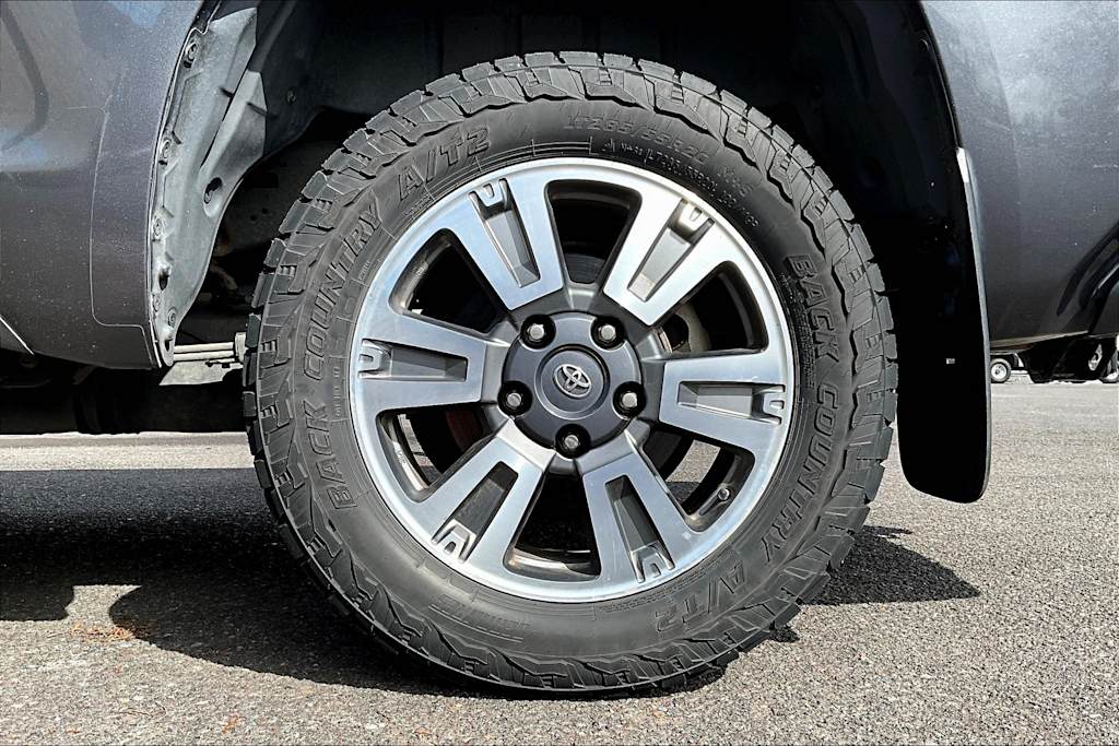 2018 Toyota Tundra Platinum 35