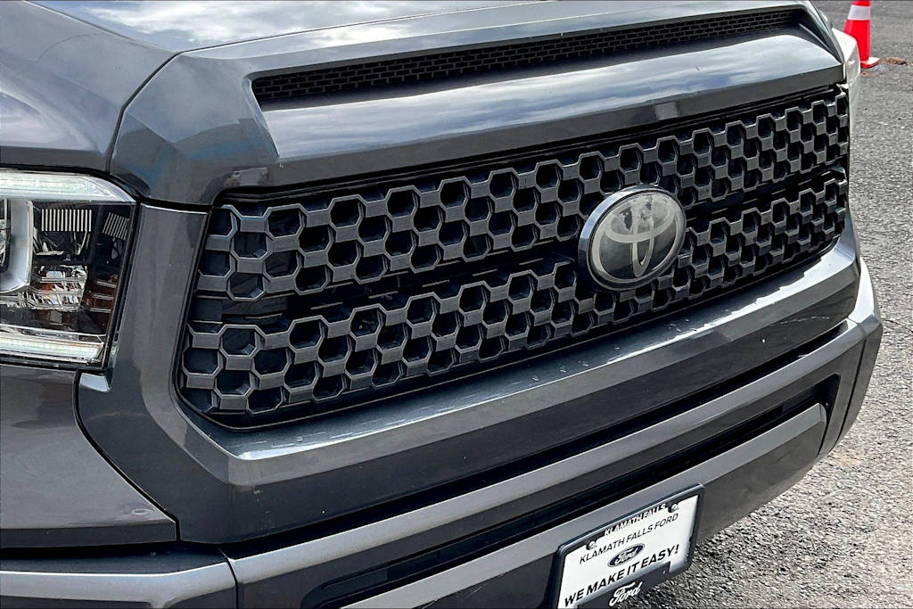 2018 Toyota Tundra Platinum 33
