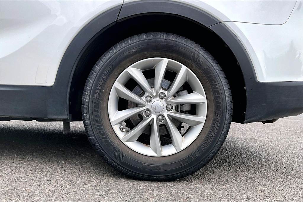 Thumbnail: 2017 Kia Sorento - 35