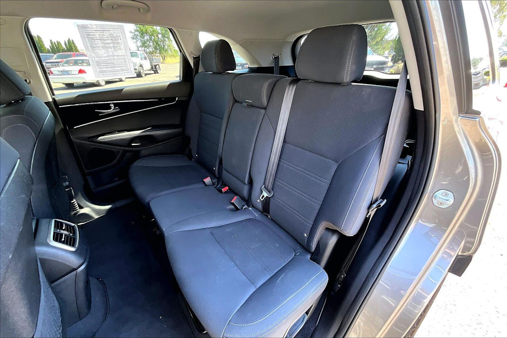 Thumbnail: 2019 Kia Sorento - 29