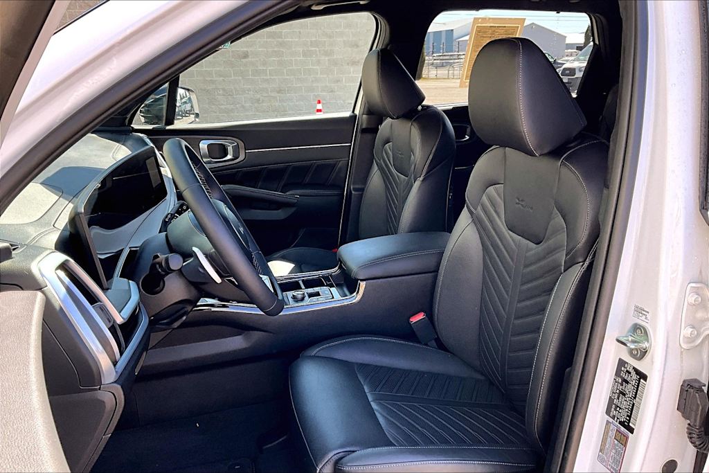 2024 Kia Sorento SX 11