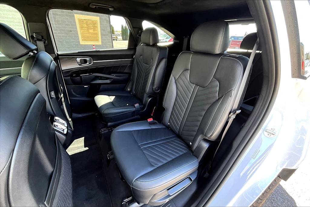2024 Kia Sorento SX 13