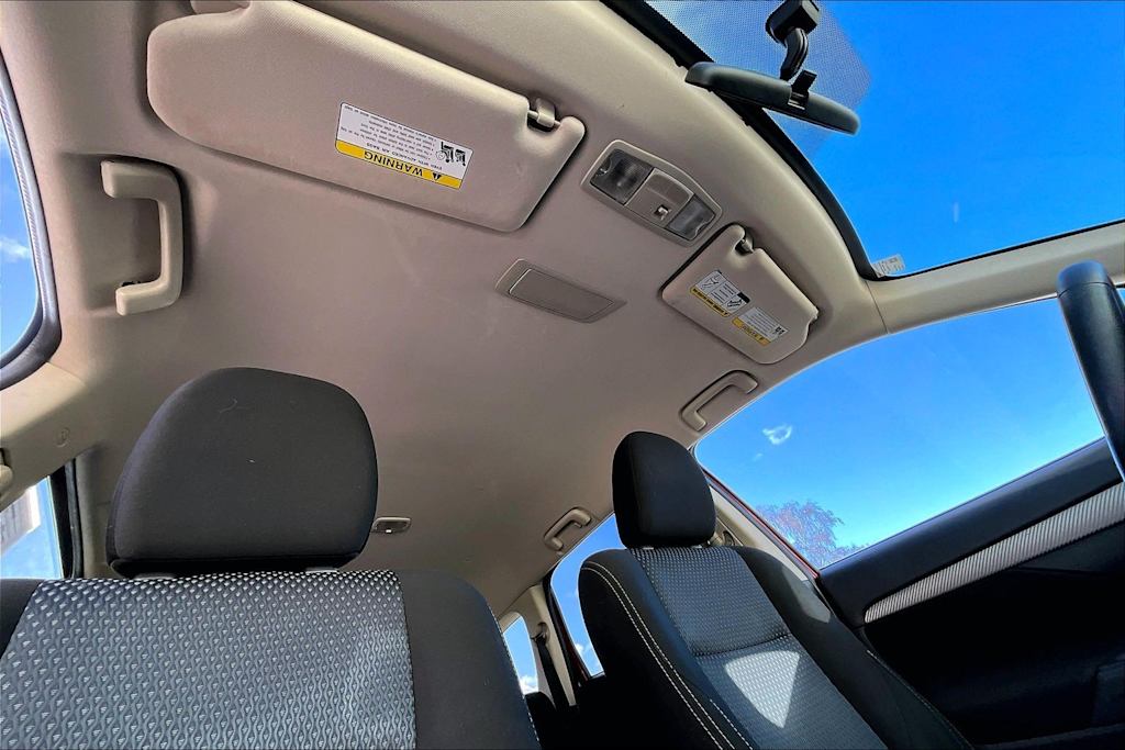 Thumbnail: 2018 Mitsubishi Outlander - 30