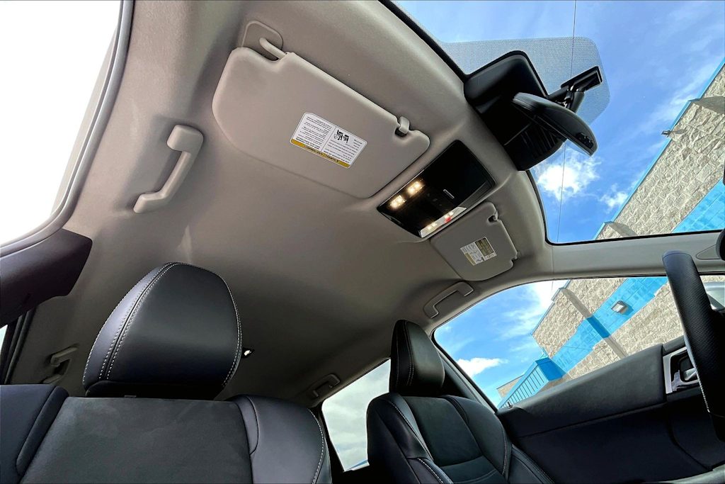 Thumbnail: 2025 Mitsubishi Outlander - 30