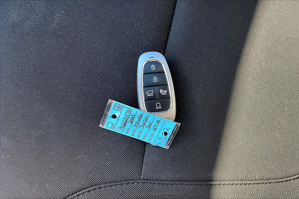 Thumbnail: 2023 Hyundai Tucson - 18