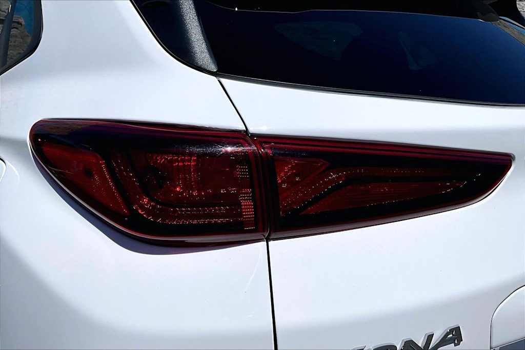 Thumbnail: 2021 Hyundai Kona - 32