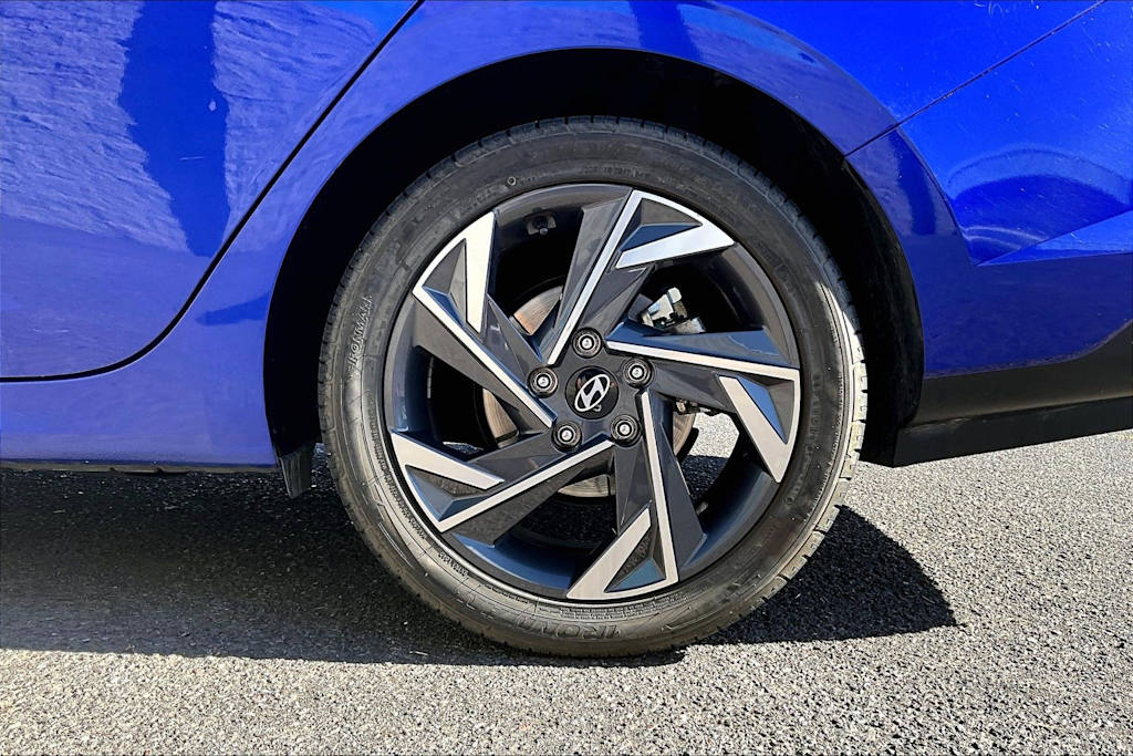 Thumbnail: 2024 Hyundai Elantra - 35