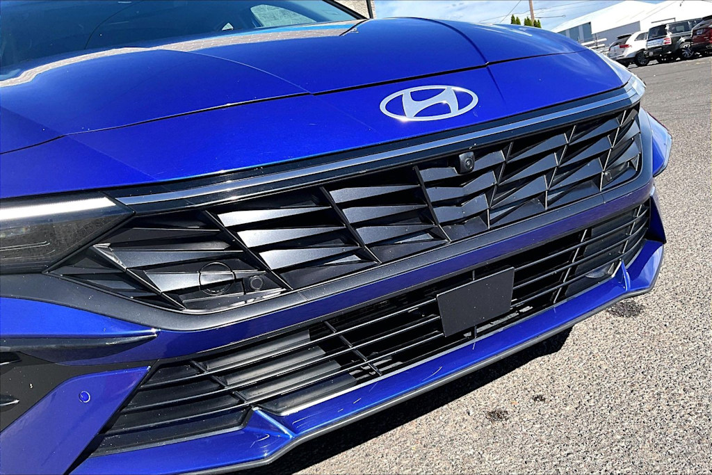 Thumbnail: 2024 Hyundai Elantra - 33