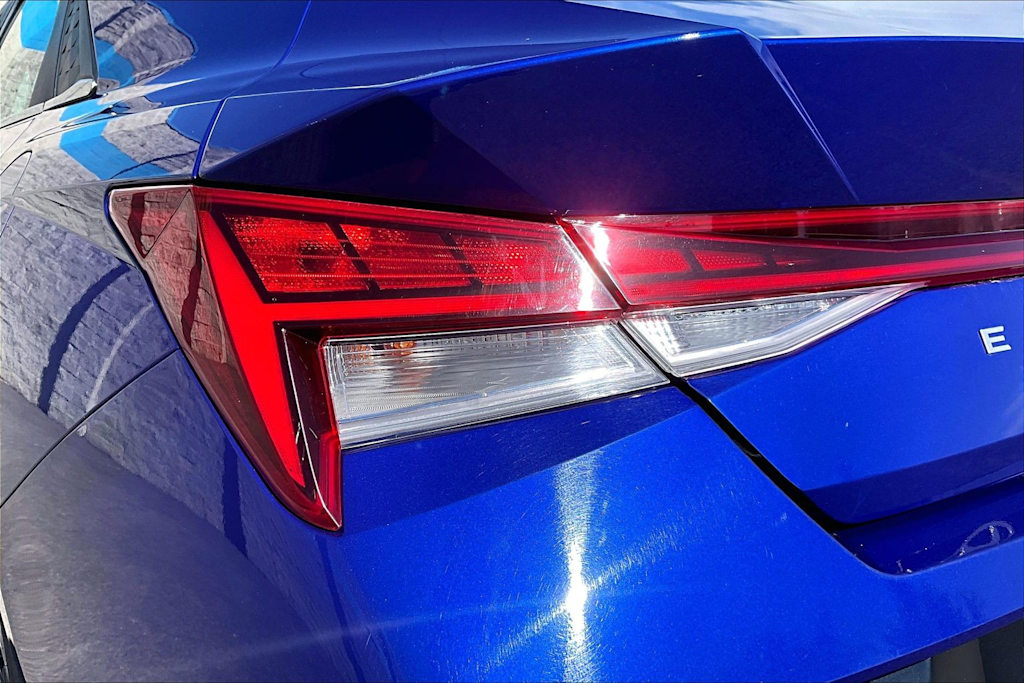 Thumbnail: 2024 Hyundai Elantra - 32