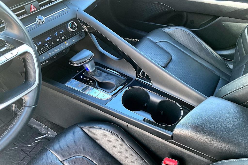 Thumbnail: 2024 Hyundai Elantra - 17
