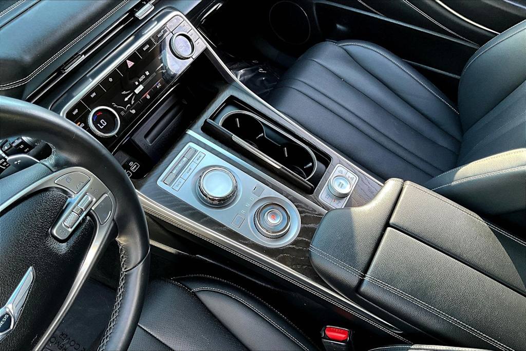 Thumbnail: 2024 Genesis GV80 - 17