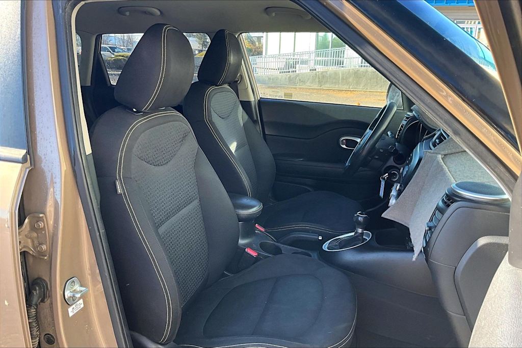 Thumbnail: 2015 Kia Soul - 12