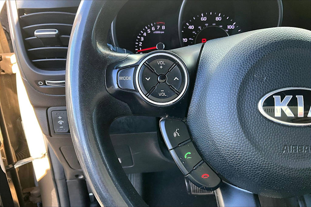 Thumbnail: 2015 Kia Soul - 24