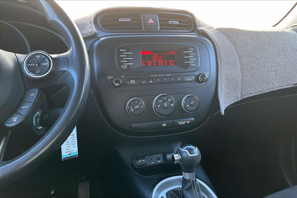 Thumbnail: 2015 Kia Soul - 16