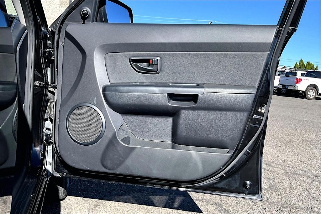 Thumbnail: 2011 Kia Soul - 28
