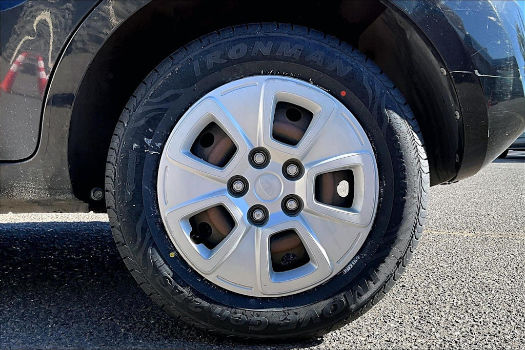 Thumbnail: 2011 Kia Soul - 34